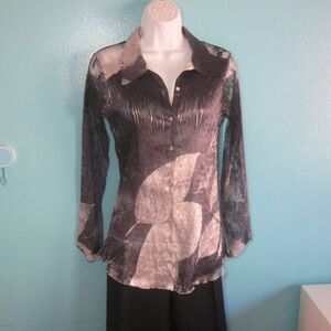 Komarov Womens Size M Button Up Blouse with Lace Up Back